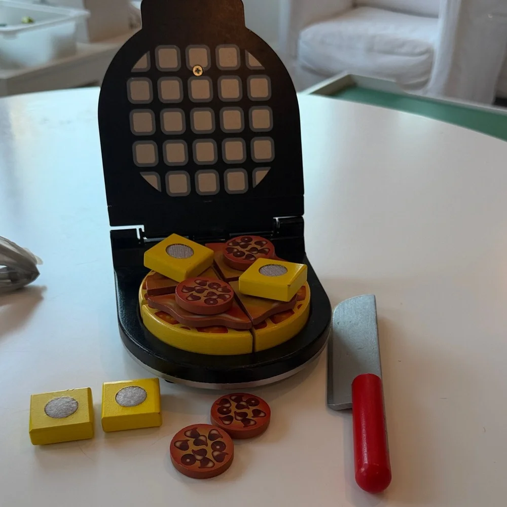 melissa and doug waffle maker - Picture 1 of 1